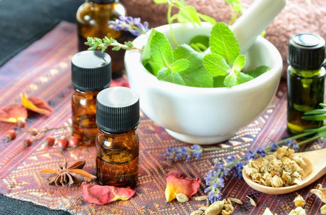 Tea Tree Oil: Uses & Benefits