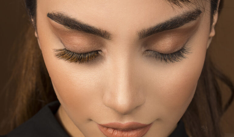 DIY Lash Extensions At Home? Discover The Top 5 Cluster Lashes!